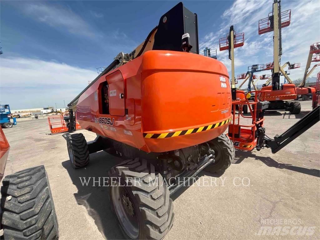 JLG 860SJ SP Nacele cu brat articulat