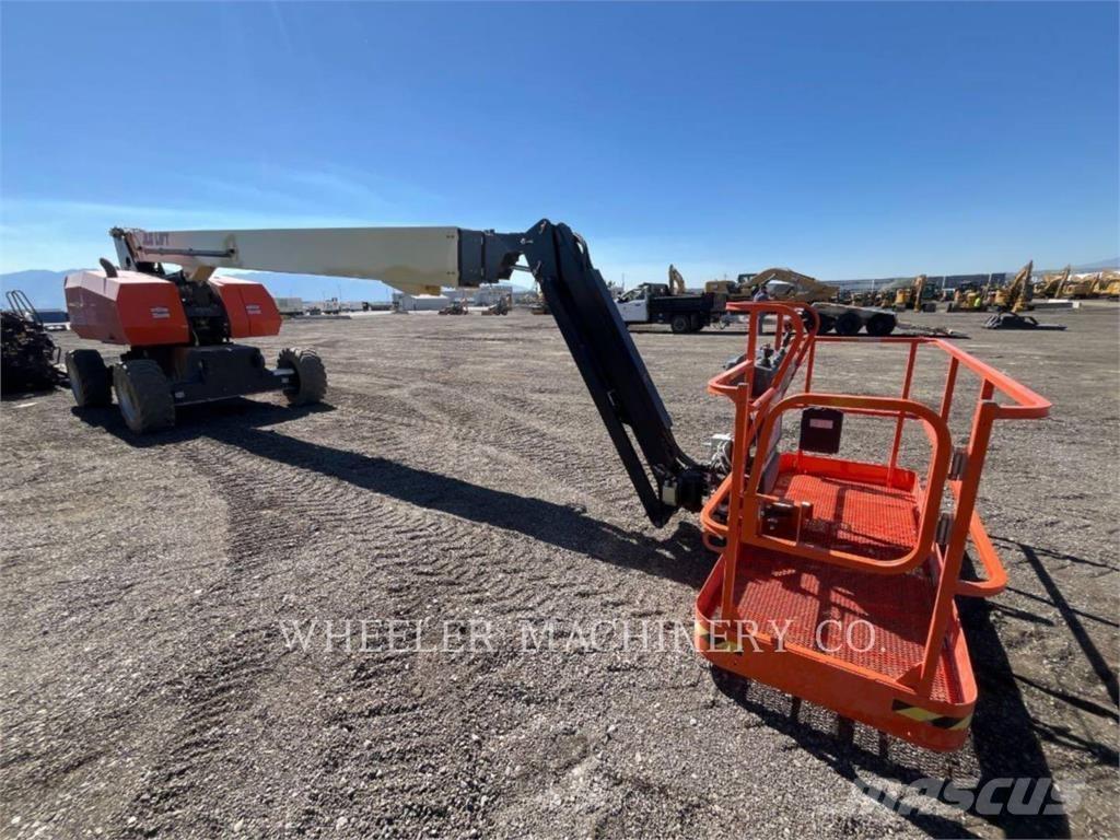 JLG 860SJ SP Nacele cu brat articulat