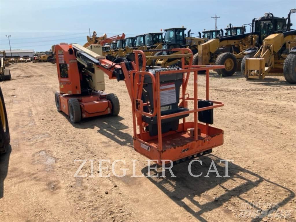 JLG E300AJP Nacele cu brat articulat