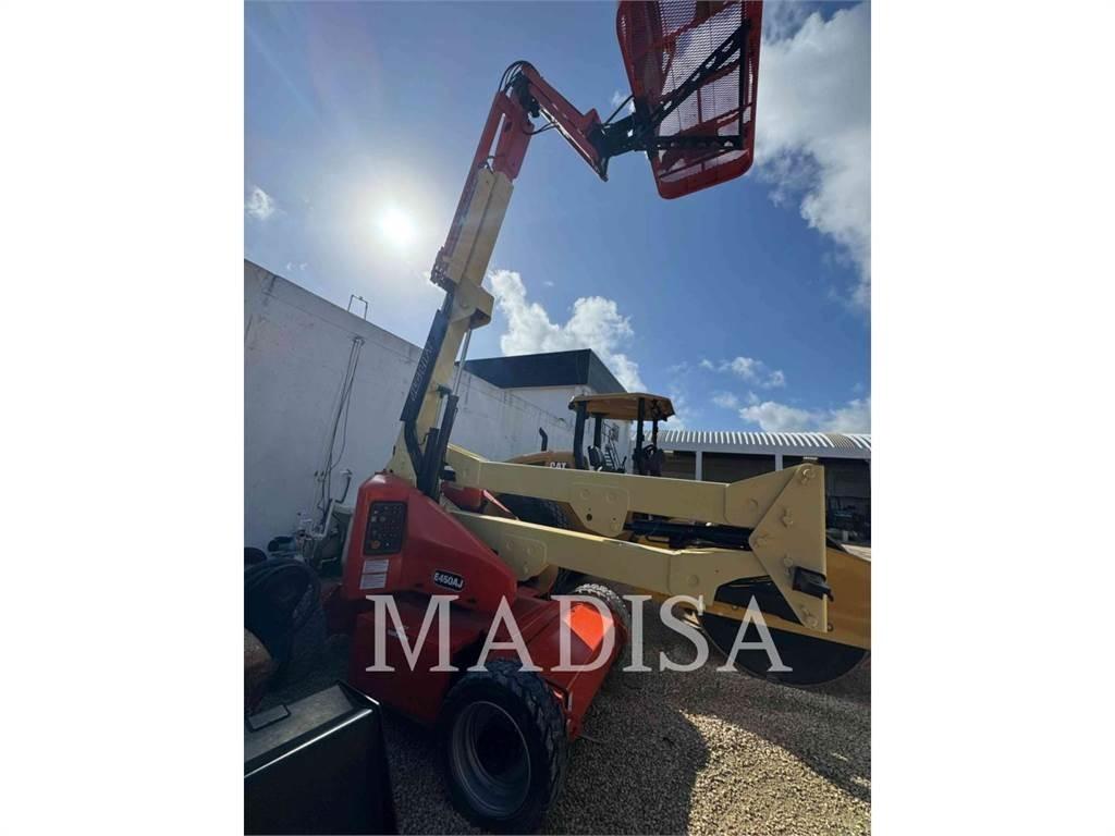 JLG E450AJ Nacele cu brat articulat