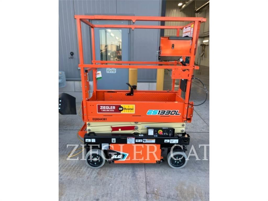 JLG ES1330L Platforme foarfeca