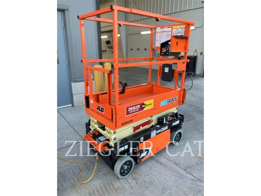 JLG ES1330L Platforme foarfeca