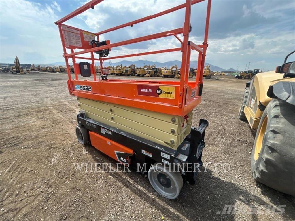 JLG ES2632 Platforme foarfeca