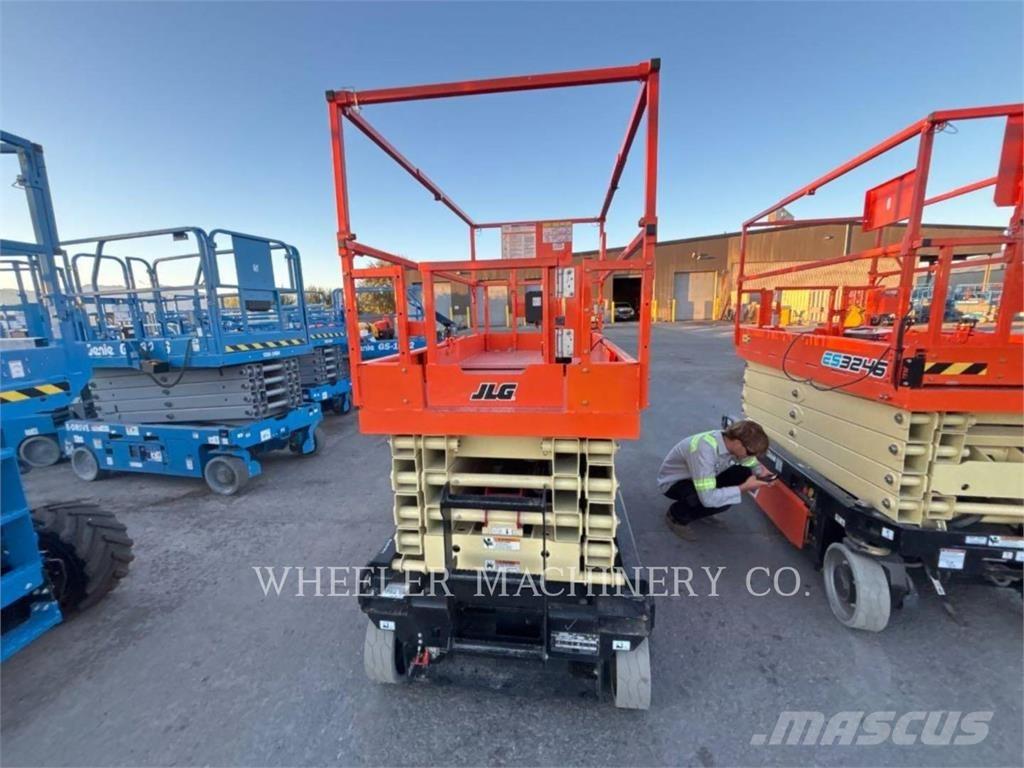 JLG ES3246 Platforme foarfeca