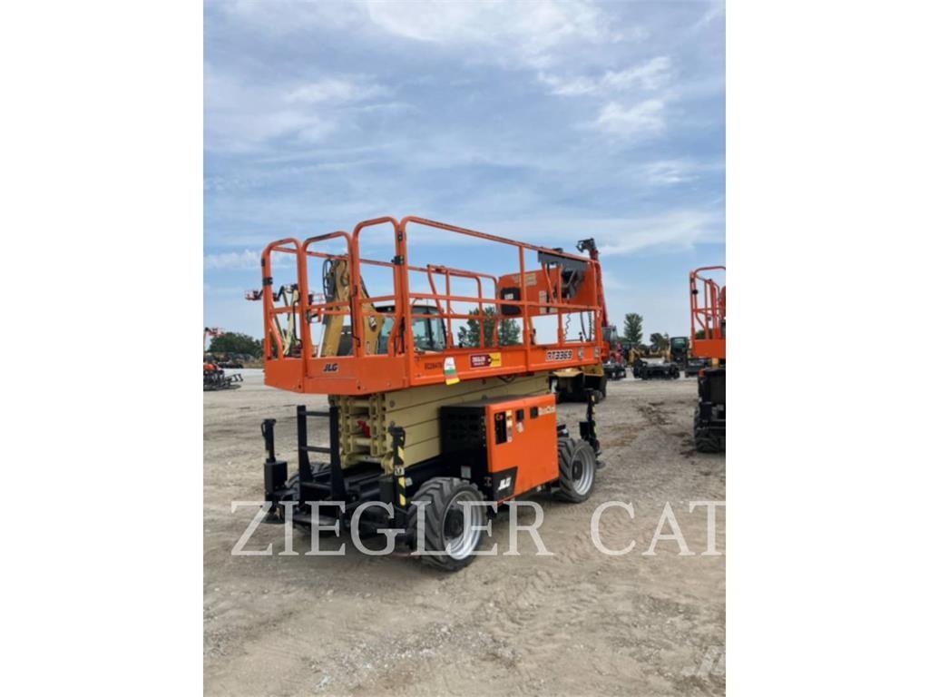JLG RT3369 Platforme foarfeca