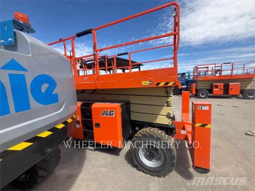 JLG RT4394 Platforme foarfeca