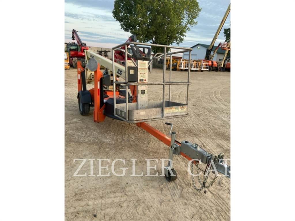 JLG T350 Nacele cu brat articulat