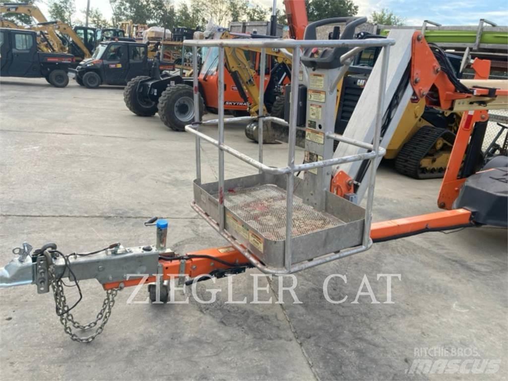 JLG T500J Nacele cu brat articulat