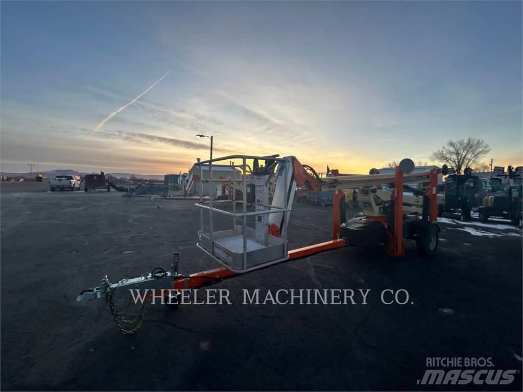 JLG T500J TOW Nacele cu brat articulat
