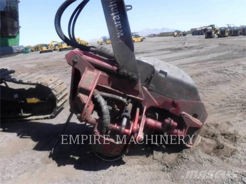 John Deere 2154G Excavatoare pe șenile
