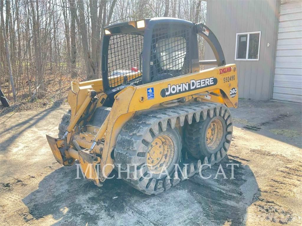 John Deere 240 Mini incarcator