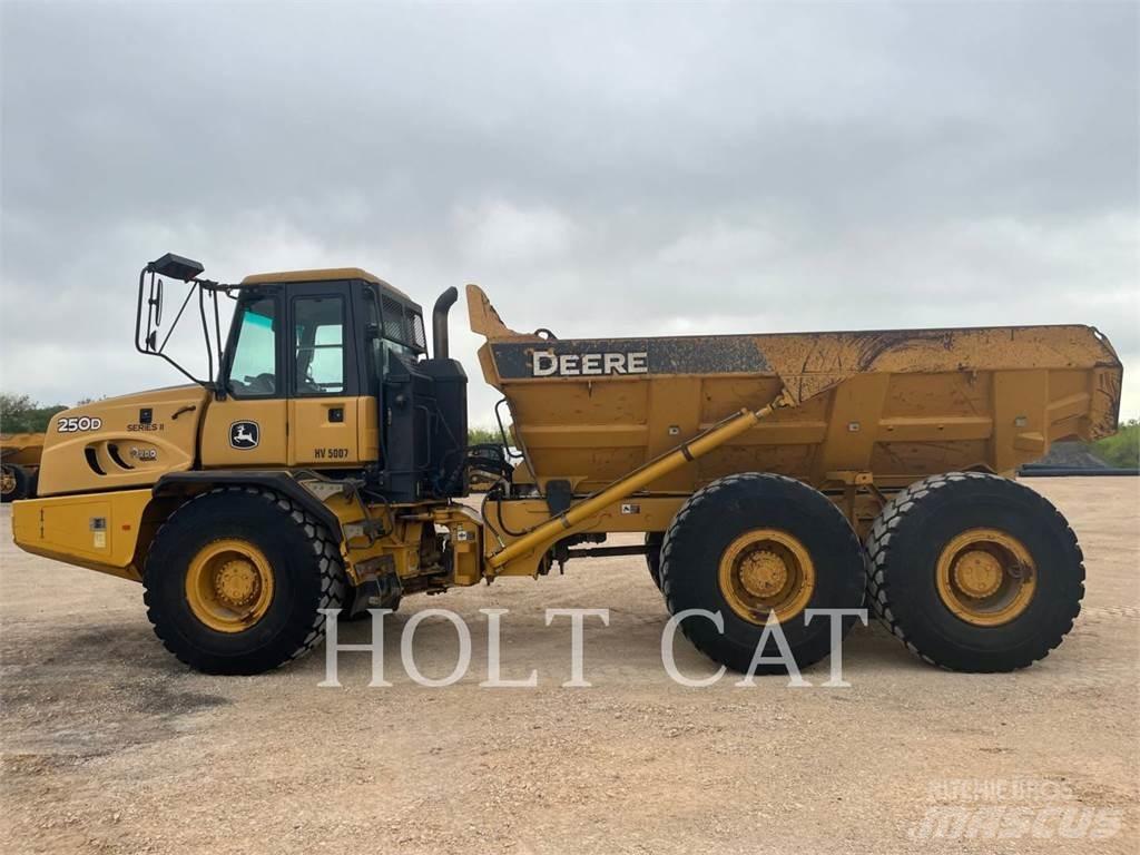 John Deere 250D Transportoare articulate