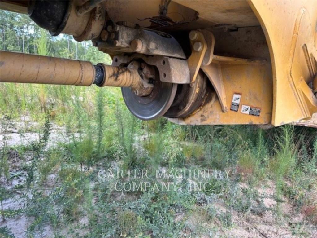 John Deere 300D Transportoare articulate