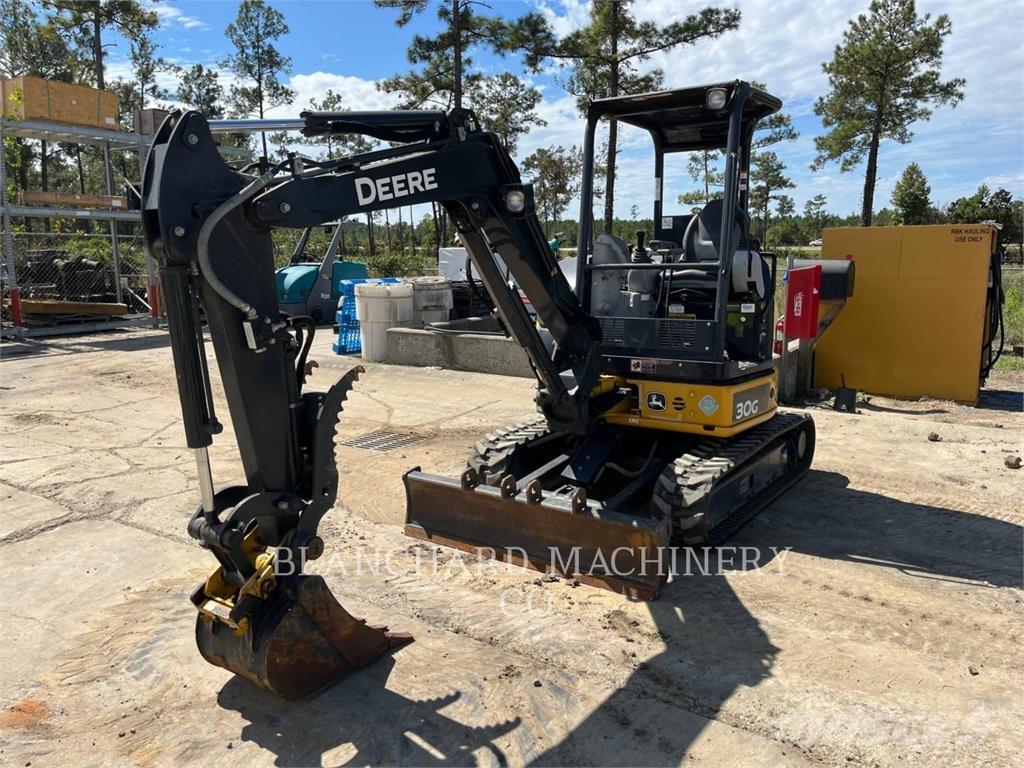 John Deere 30G Excavatoare pe șenile
