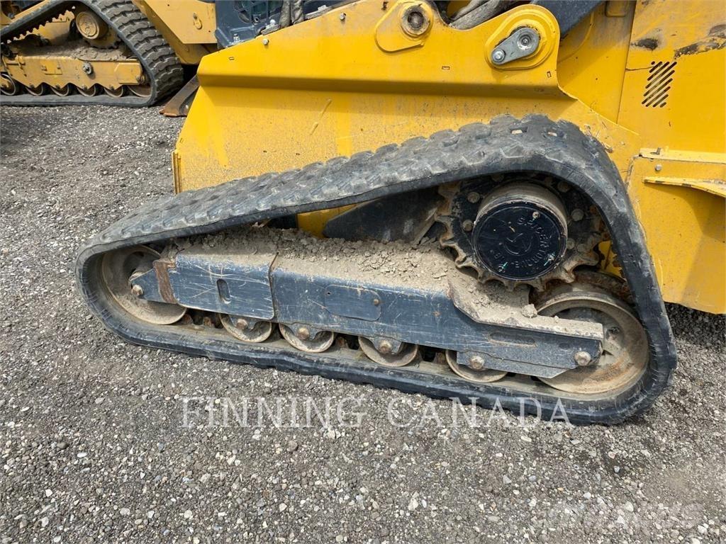 John Deere 325G Încarcatoare cu excavator