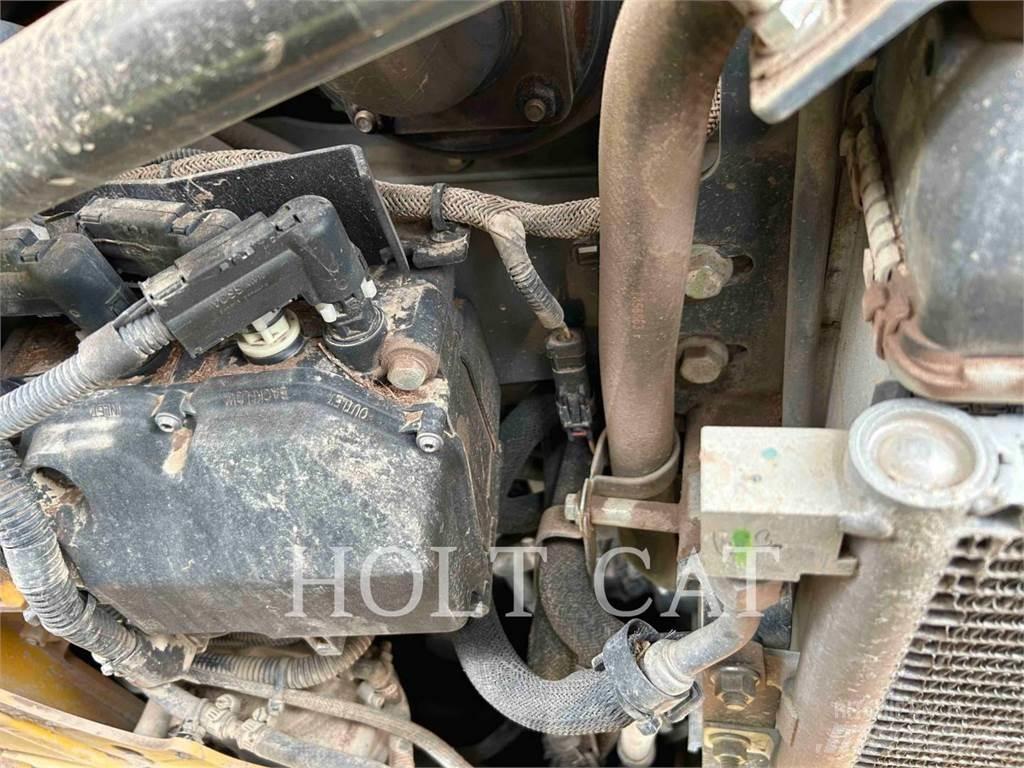 John Deere 333G Încarcatoare cu excavator