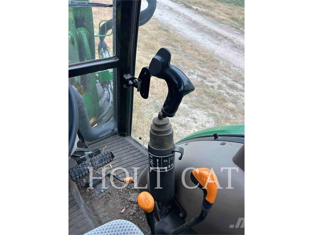 John Deere 5075E Tractoare