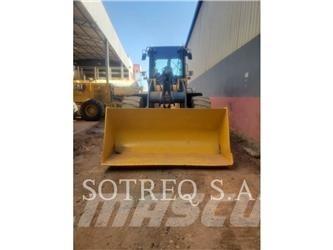 John Deere 524K Incarcator pe pneuri