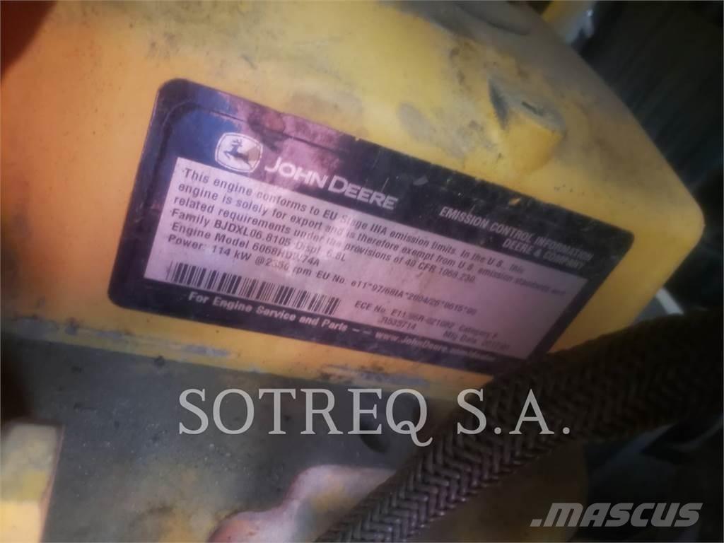 John Deere 524K Incarcator pe pneuri