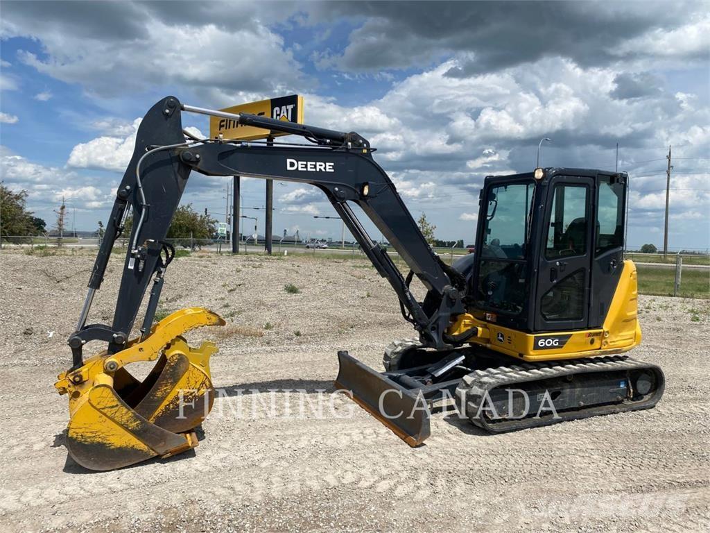 John Deere 60G Excavatoare pe șenile
