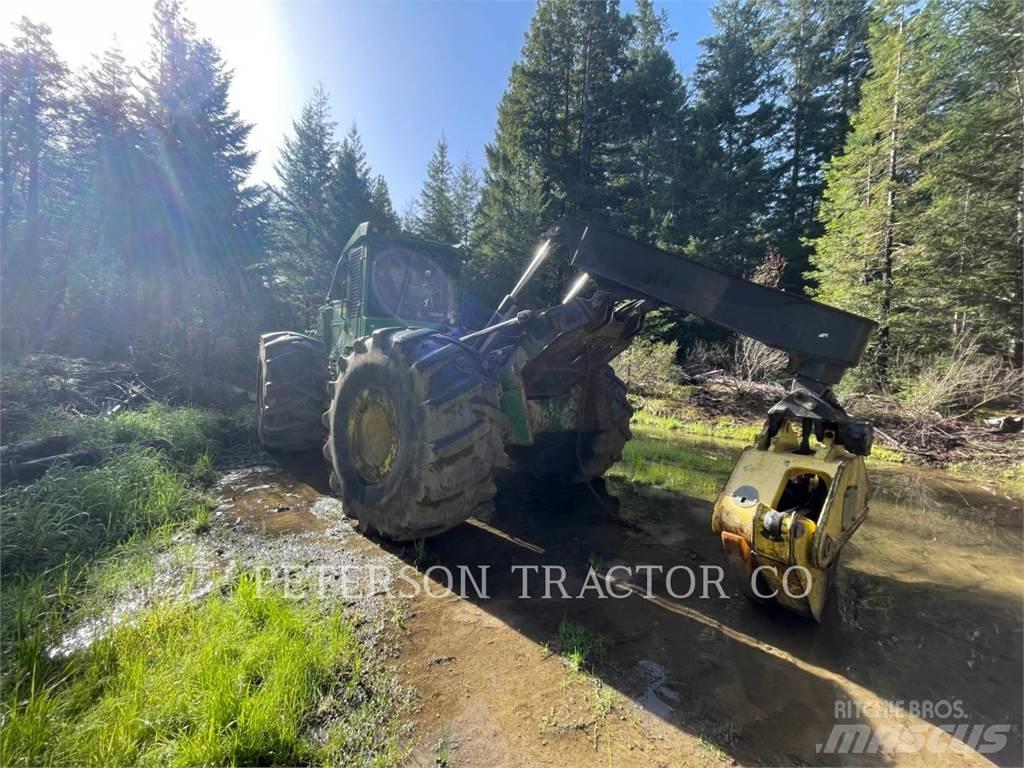 John Deere 648L Utilaje de manevrarea a bustenilor