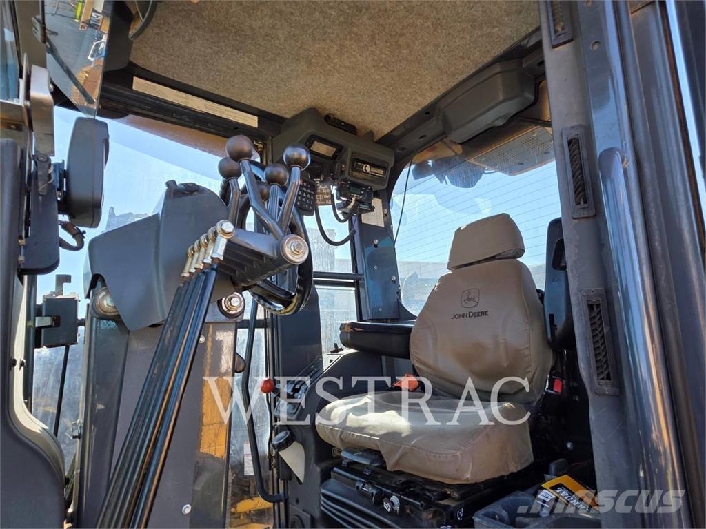 John Deere 670G Gredere