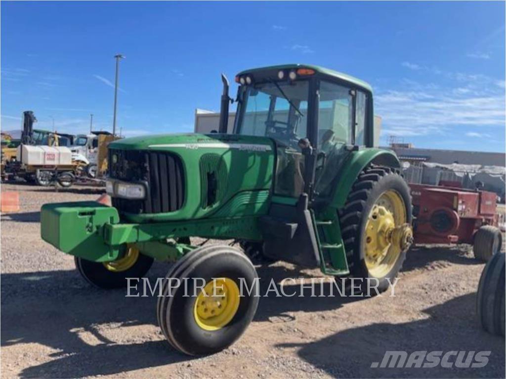 John Deere 7420 Tractoare