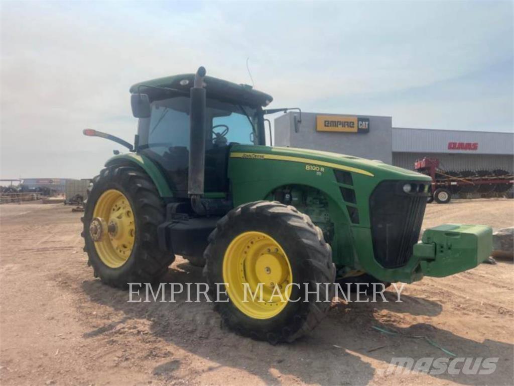 John Deere 8320R Tractoare