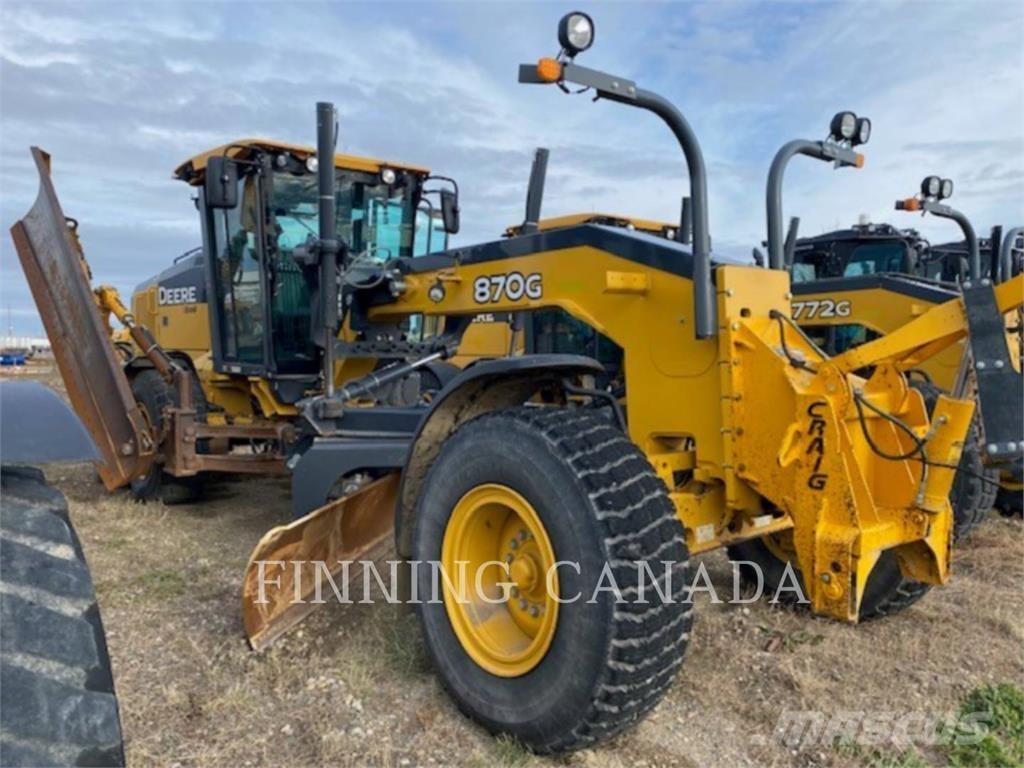 John Deere 870G Gredere
