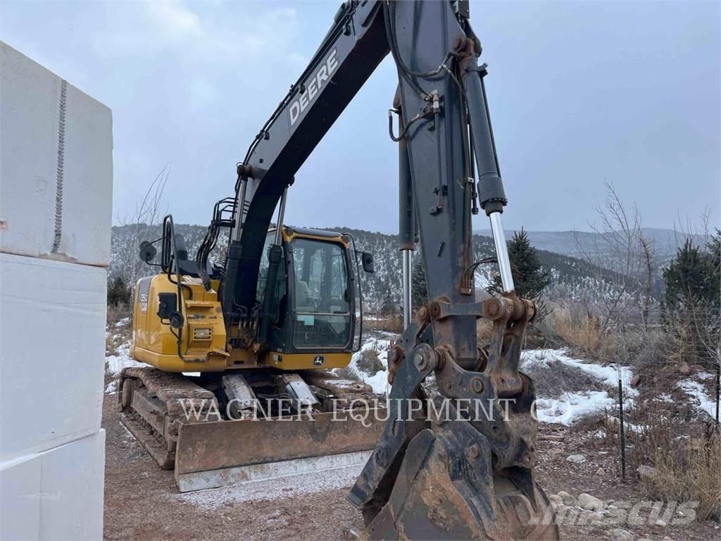 John Deere & CO. 135G Excavatoare pe șenile
