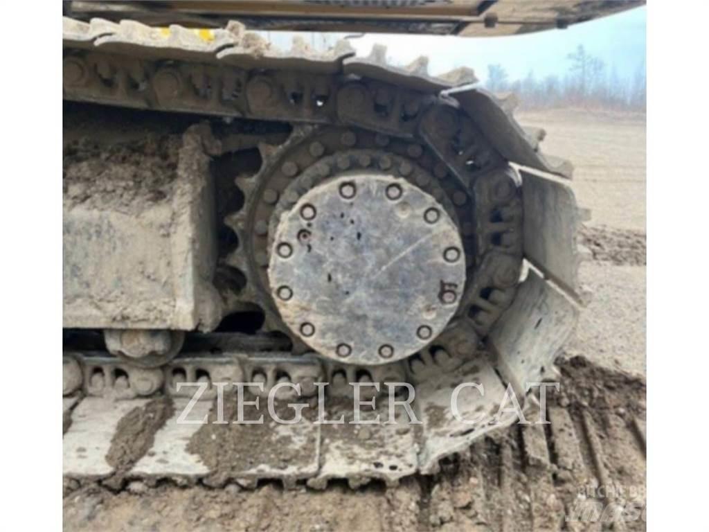 John Deere & CO. 250GLC Excavatoare pe șenile
