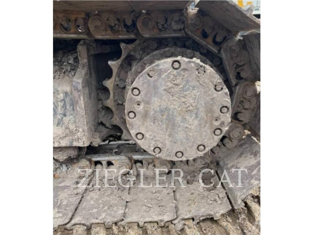 John Deere & CO. 250GLC Excavatoare pe șenile
