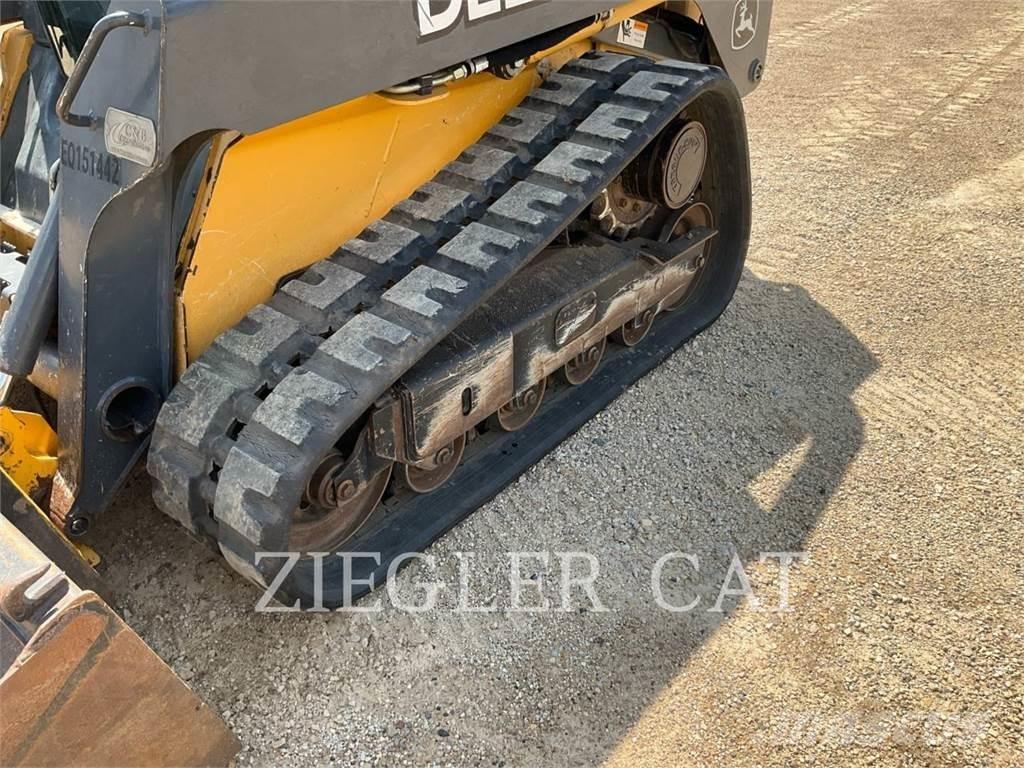 John Deere & CO. 323D Încarcatoare cu excavator