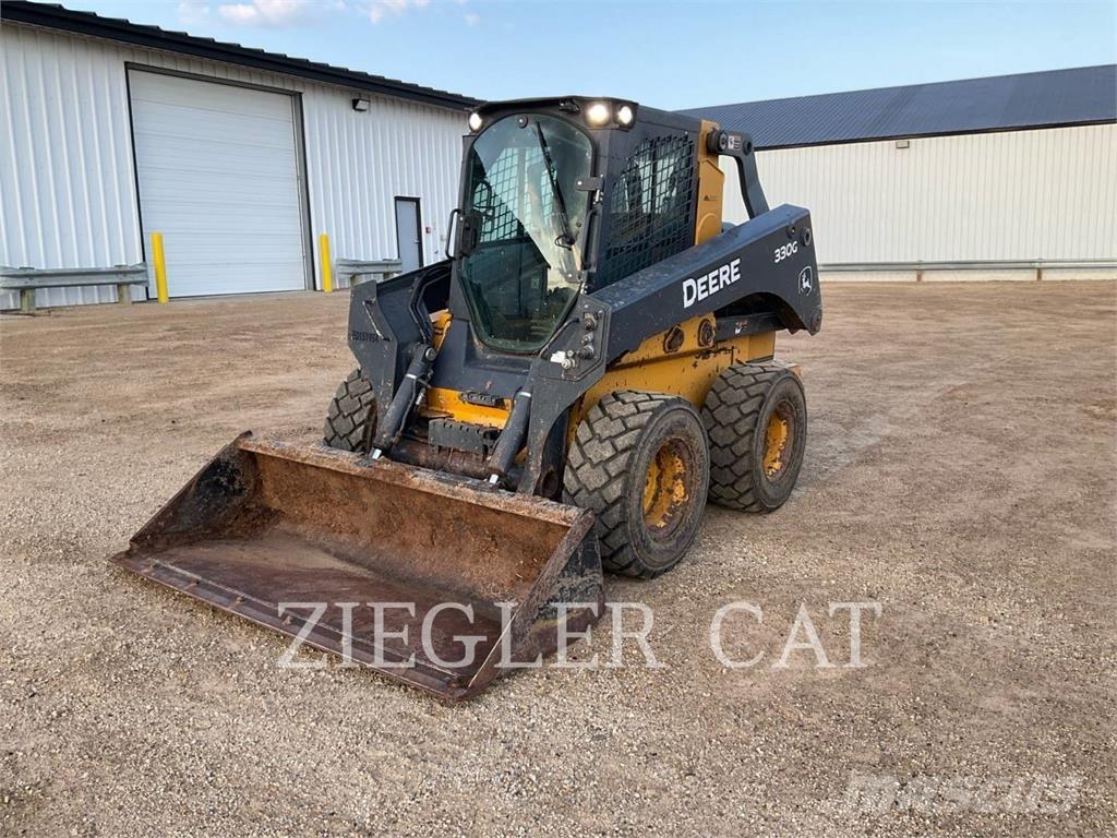 John Deere & CO. 330G Încarcatoare cu excavator