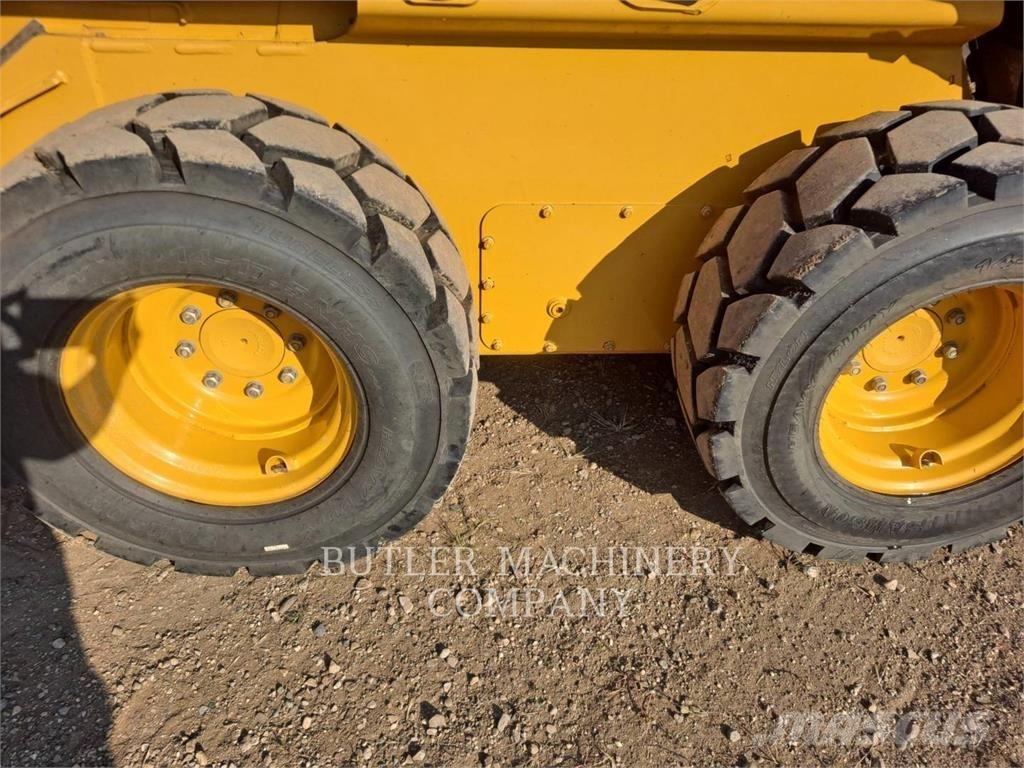 John Deere & CO. 332G Mini incarcator