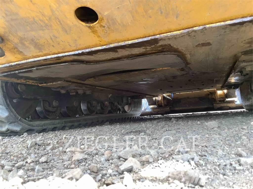 John Deere & CO. 333G Încarcatoare cu excavator