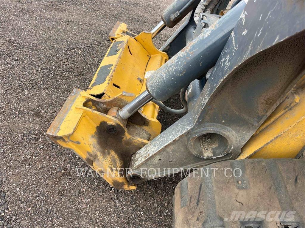 John Deere & CO. 333G Încarcatoare cu excavator