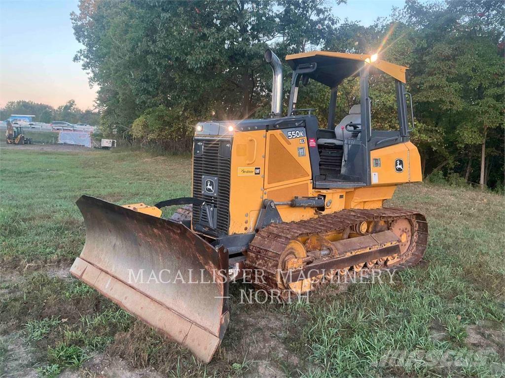 John Deere & CO. 550 Buldozere pe senile