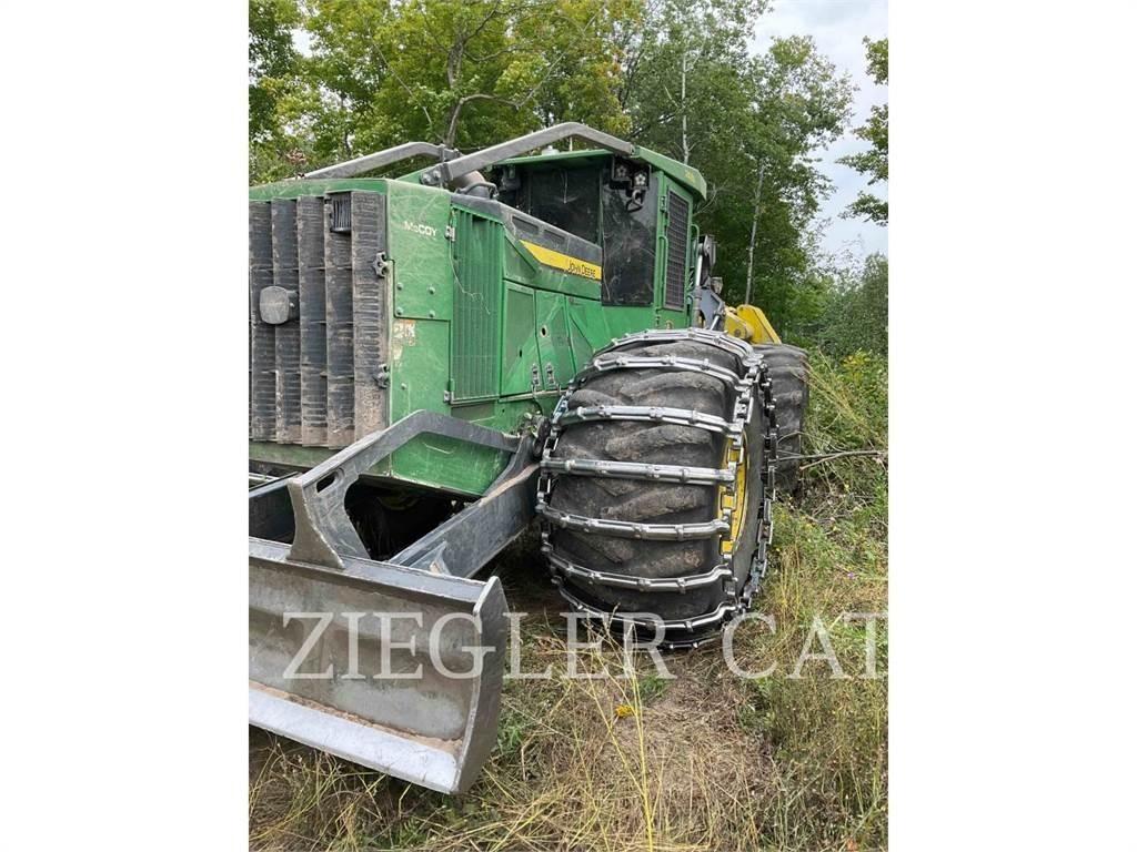 John Deere & CO. 748L Tractoare forestiere