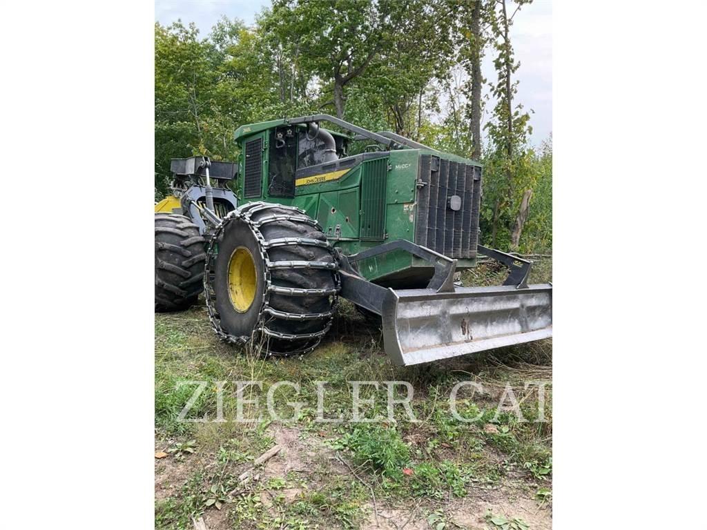 John Deere & CO. 748L Tractoare forestiere
