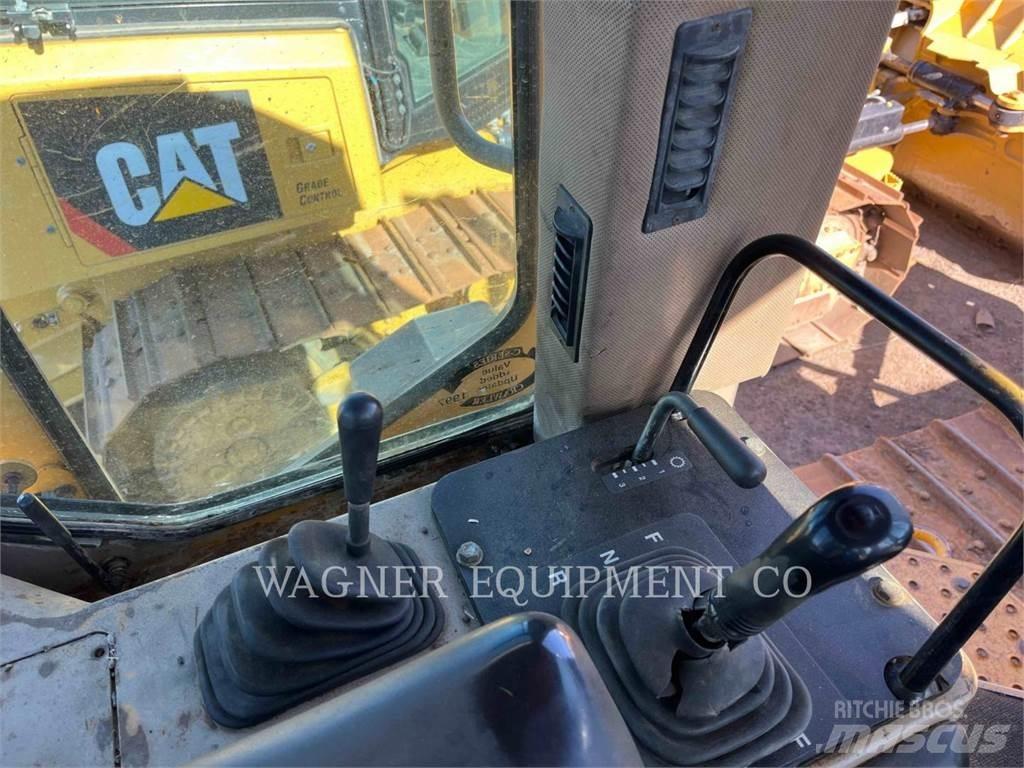 John Deere & CO. 750C LT Buldozere pe senile