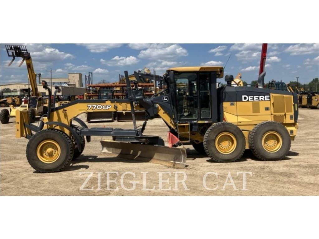 John Deere & CO. 770_AO Gredere