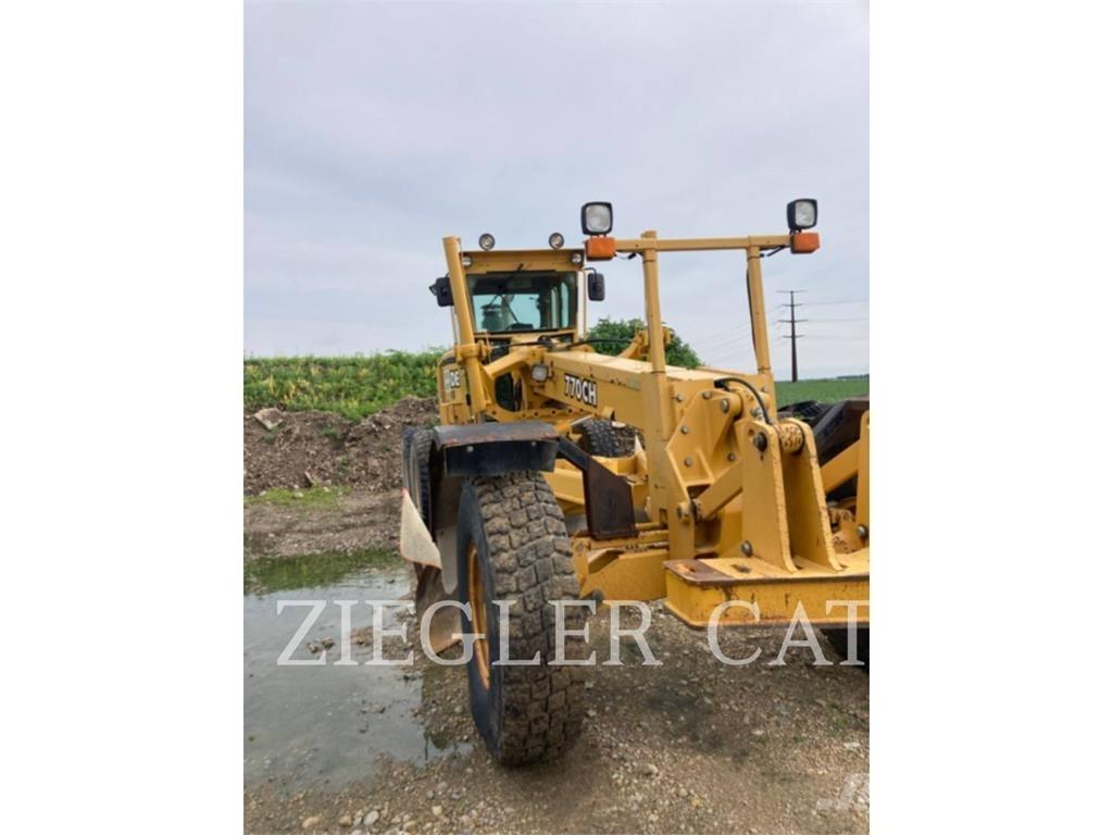 John Deere & CO. 770CH Gredere