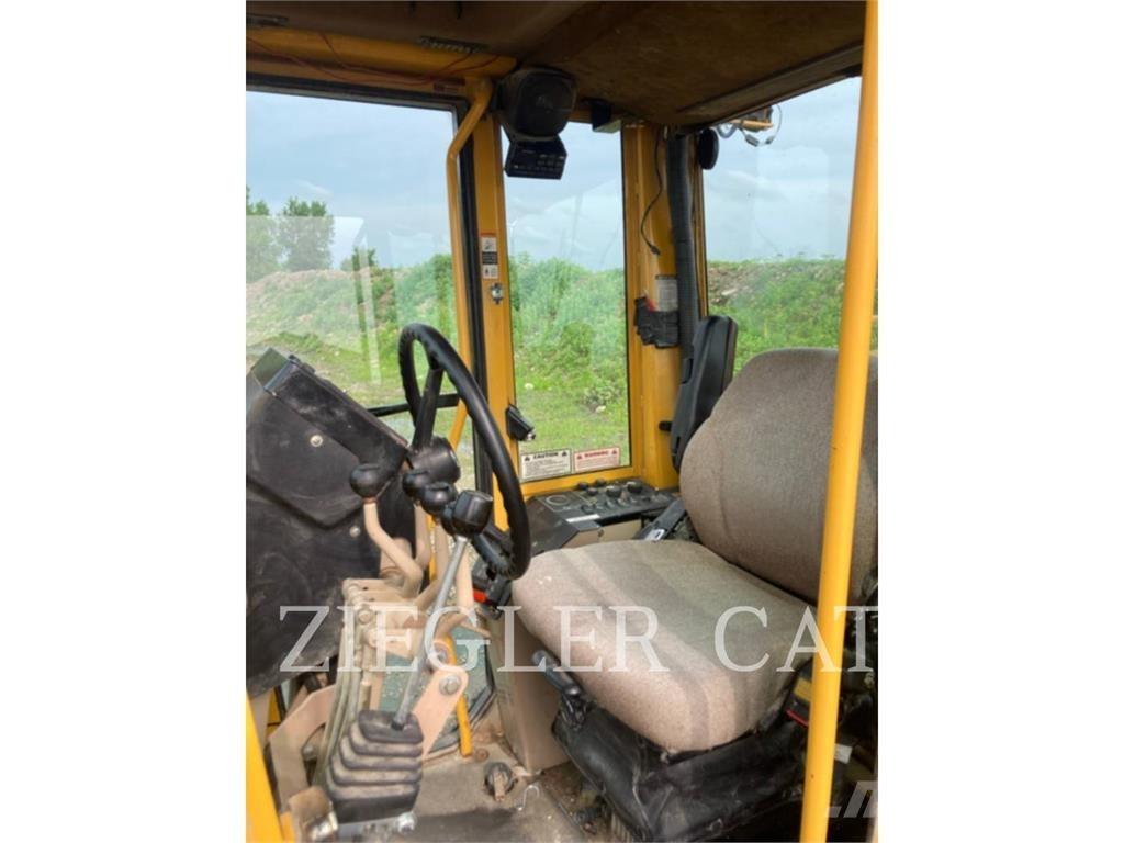 John Deere & CO. 770CH Gredere