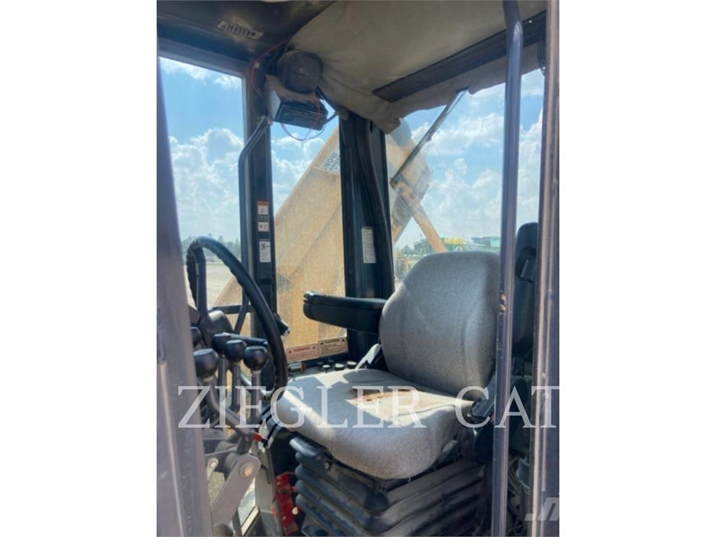 John Deere & CO. 770CH Gredere