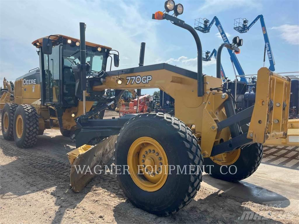 John Deere & CO. 770GP Gredere