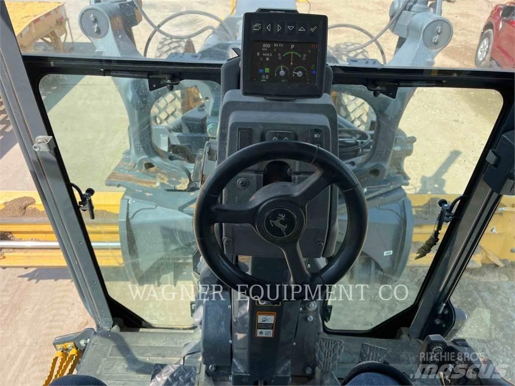 John Deere & CO. 770GP Gredere