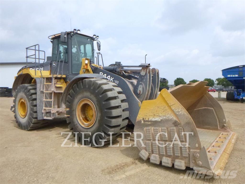 John Deere & CO. 844K III Incarcator pe pneuri