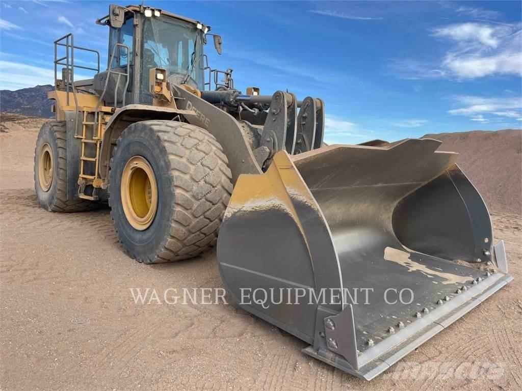 John Deere & CO. 844L Incarcator pe pneuri