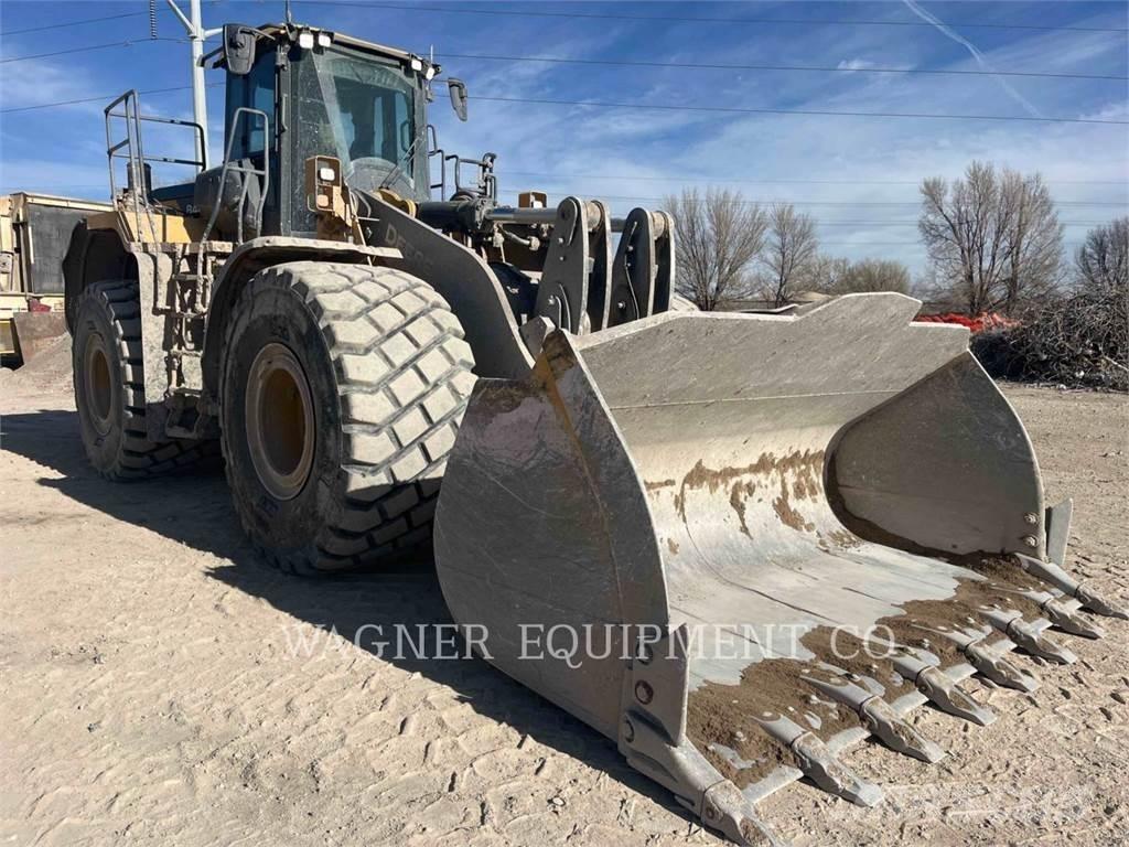 John Deere & CO. 844L AG Incarcator pe pneuri